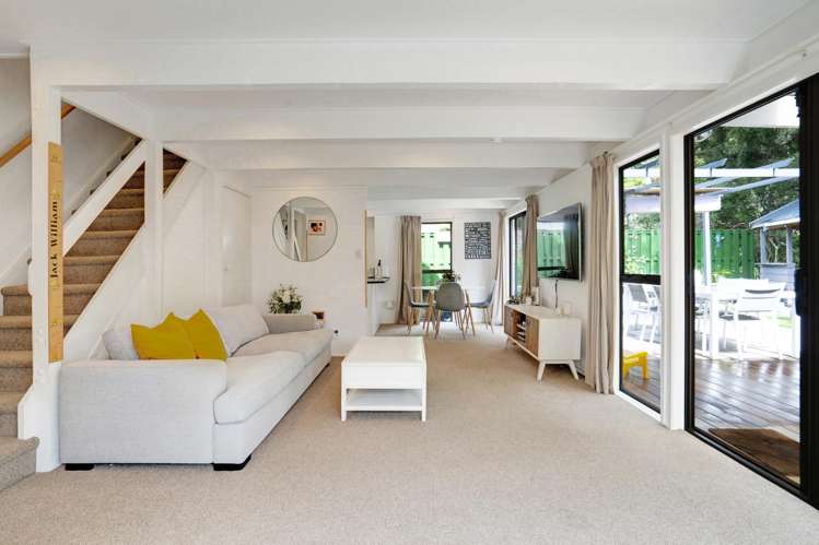 2/5 Eugen Place Bayview_2