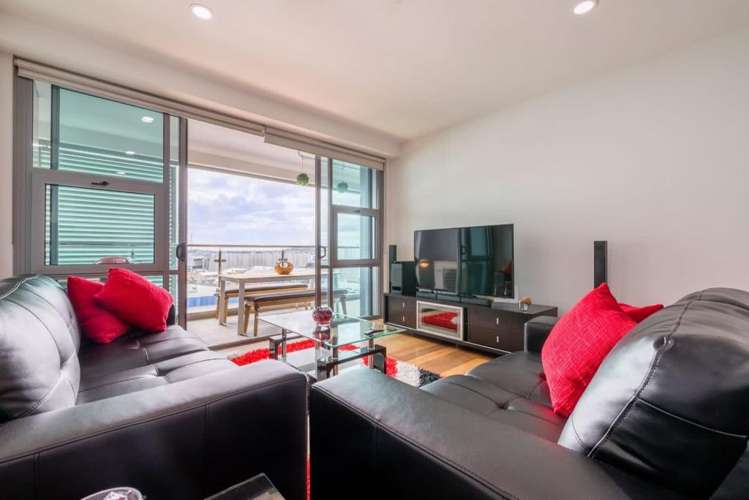 705/30 Beach Road Auckland Central_5