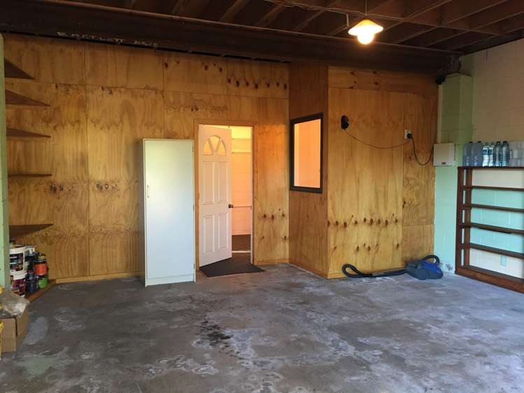 197 Glengarry Road Glen Eden_21