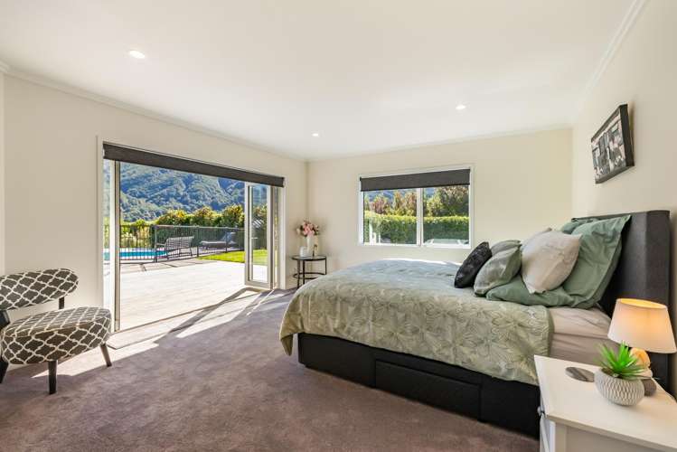 225 Marchant Road Kaitoke_16