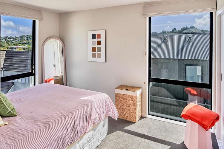 9/6 Oswald Crescent Paparangi_9