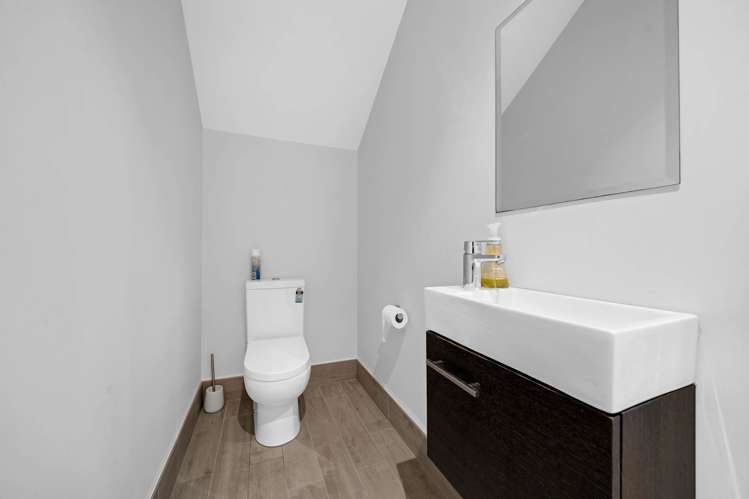 17 Masons Road Oteha_11