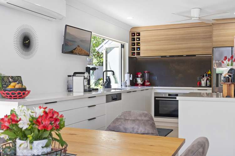 12 Paine Street Judea_5