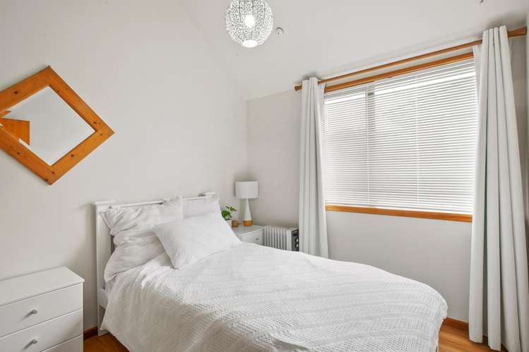 11 Cannon Street Westown_13