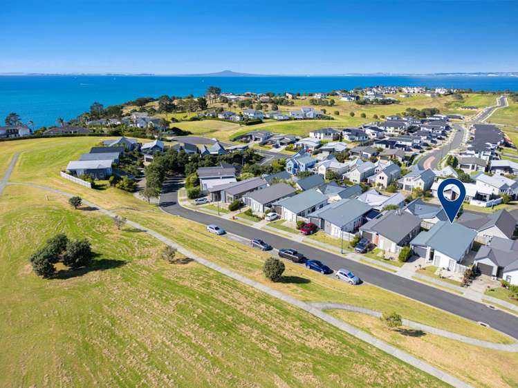 17 Barcliff Terrace Gulf Harbour_18