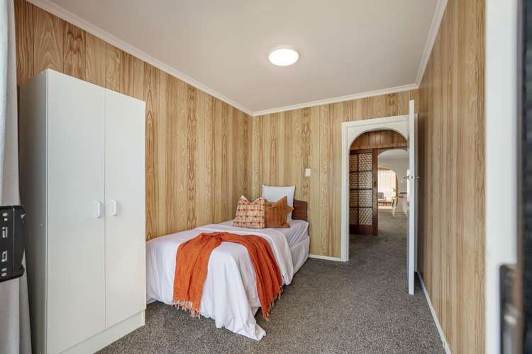 146 Shortland Street Aranui_14