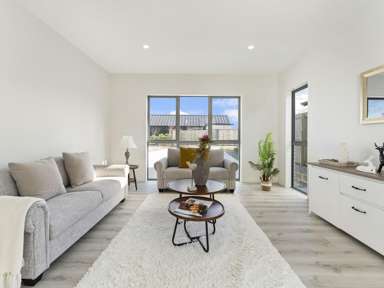 8 Munro Oak Lane_2