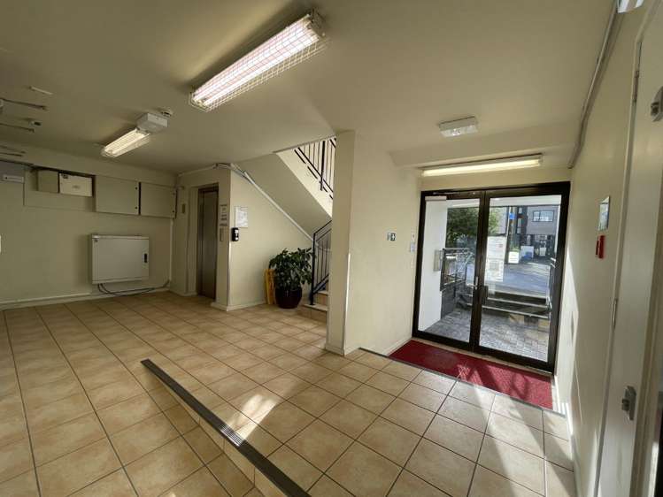  3S/1 Wadier Place Henderson_13