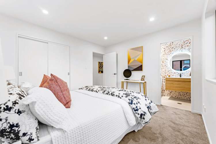 5a Crystal Avenue Glendene_10