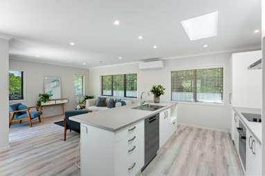 62 Awanui Drive_4