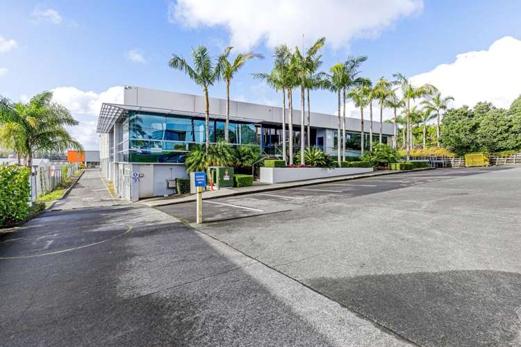 37-41 Poland Road Wairau Valley_12