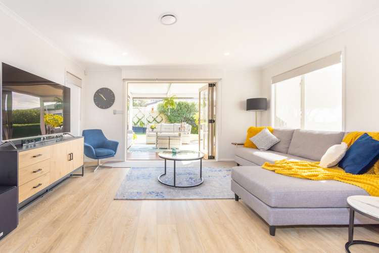 21 West Hoe Heights Orewa_6