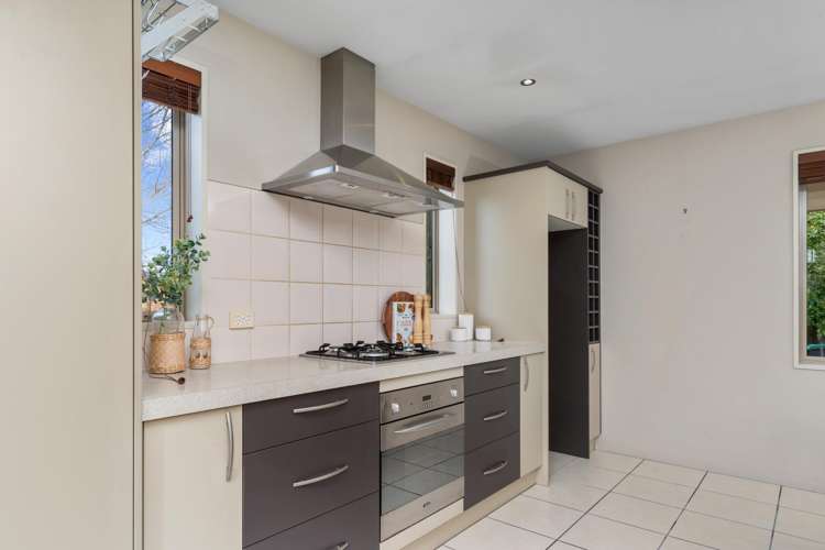 8 Bayliss Close Northwood_10