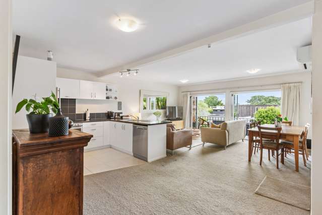 1/6 Saratoga Avenue Herne Bay_1