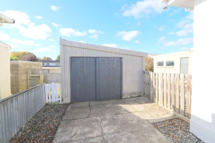 5 Stirling Street Windsor_17