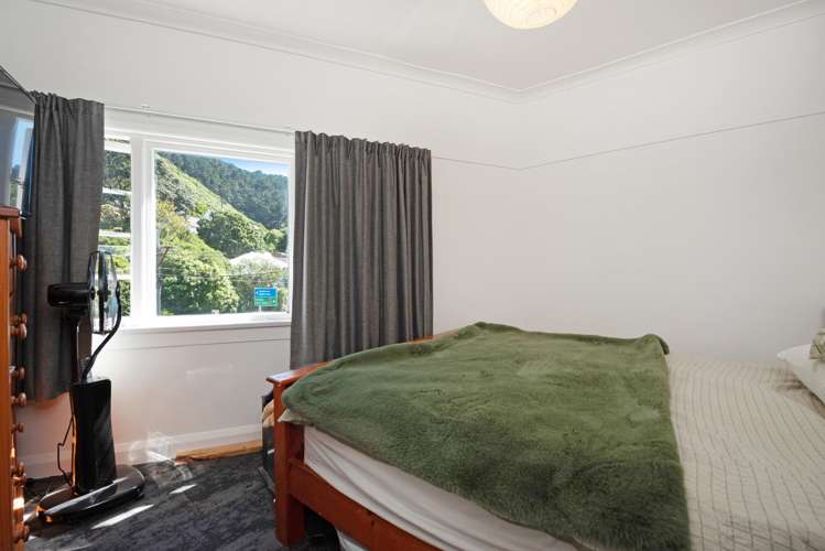 1-4/121 Hill Street Thorndon_8