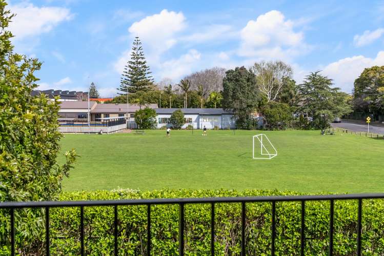 6/15 Harbour View Road Te Atatu Peninsula_11