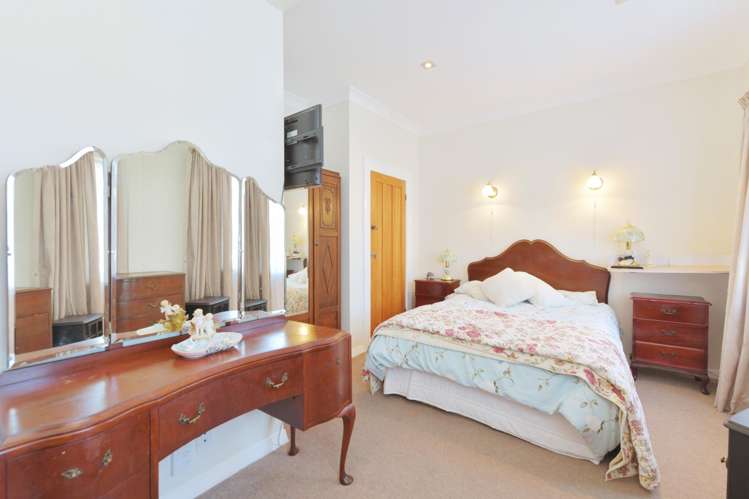 227 The Parade Island Bay_8