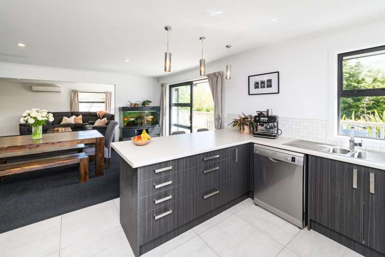 33 Galea Grove Kelvin Grove_4