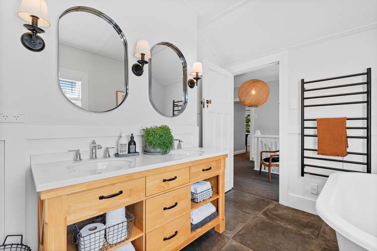 124 Essex Street Masterton_19