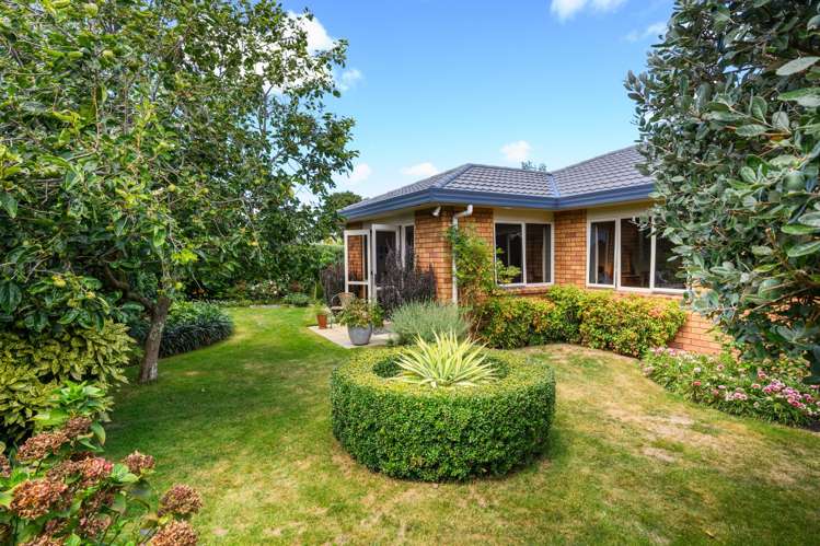 17 Suffolk Crescent_4