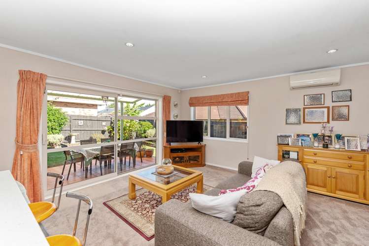 127b Parrs Cross Road Glen Eden_2