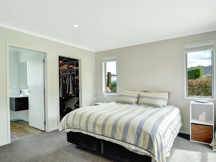 7 Cotswold Court Lower Shotover_6