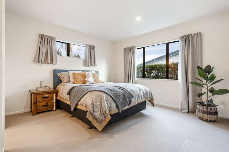 59 Royal Road Massey_9