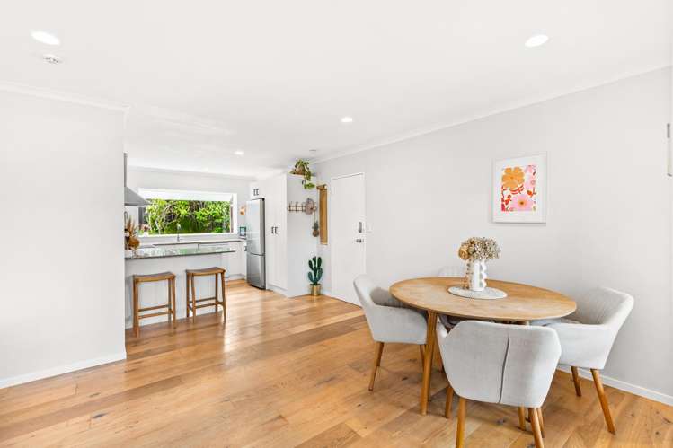 2/8 Crewe Close Albany_6