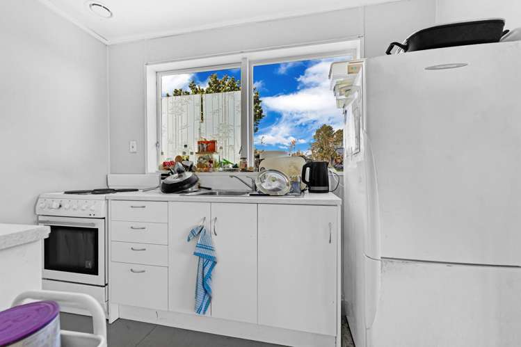 39a HEATHER GREEN AVENUE Meremere_5