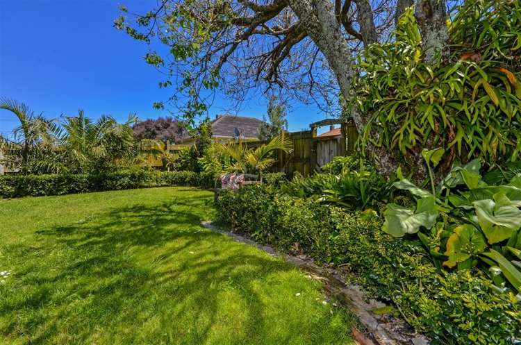 34 Ngataringa Road Devonport_17