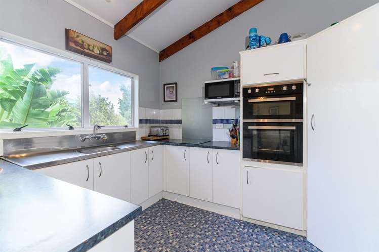 1/21 Captain Scott Road Glen Eden_4