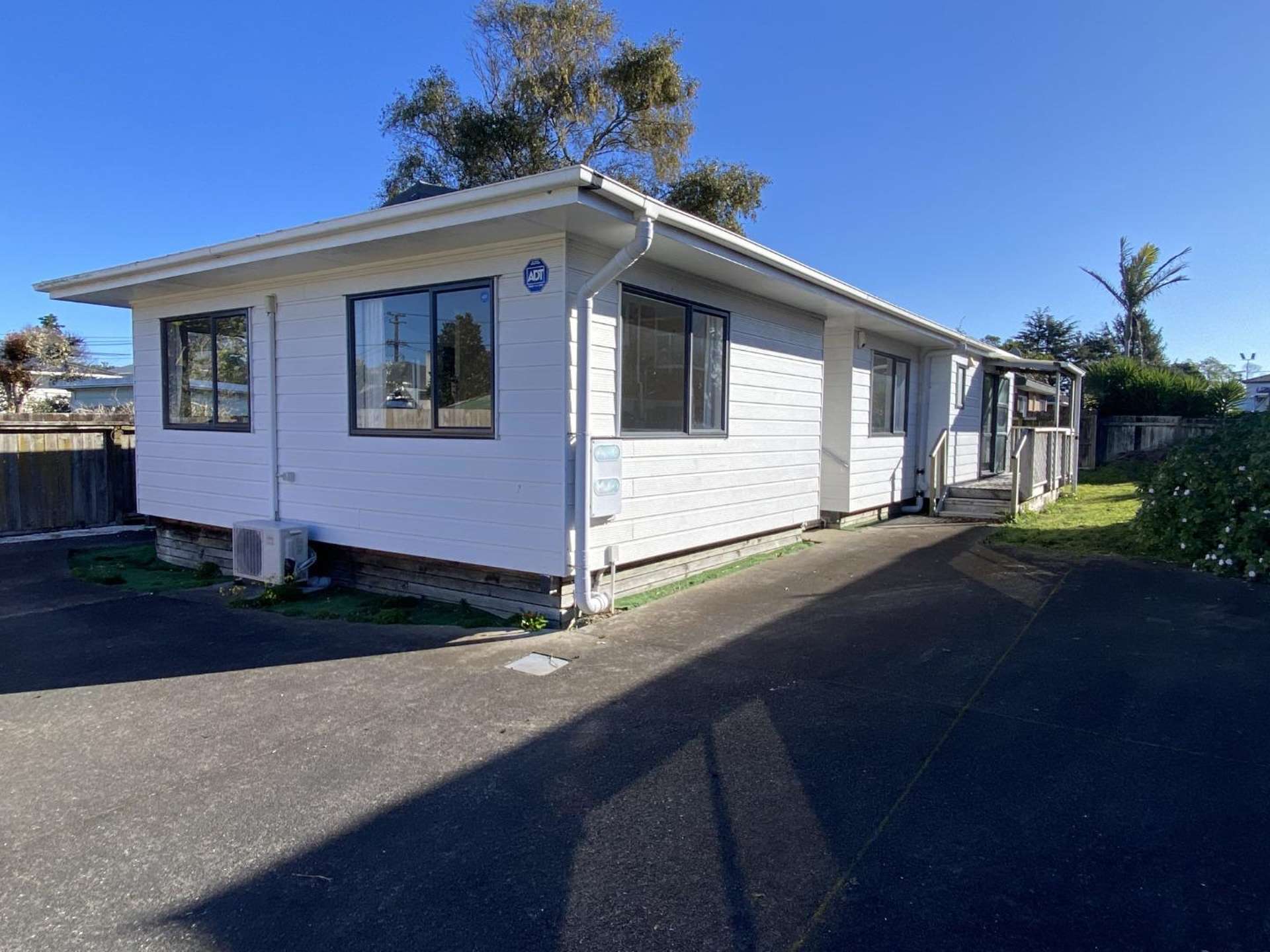 303A Sandringham Road 1781_0