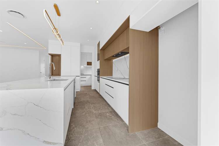 6 Hutukawa Drive Beachlands_10