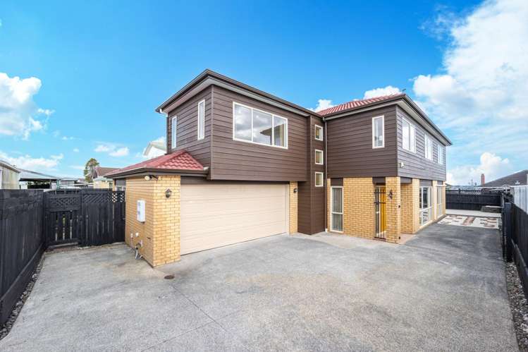 377 Richardson Road_0