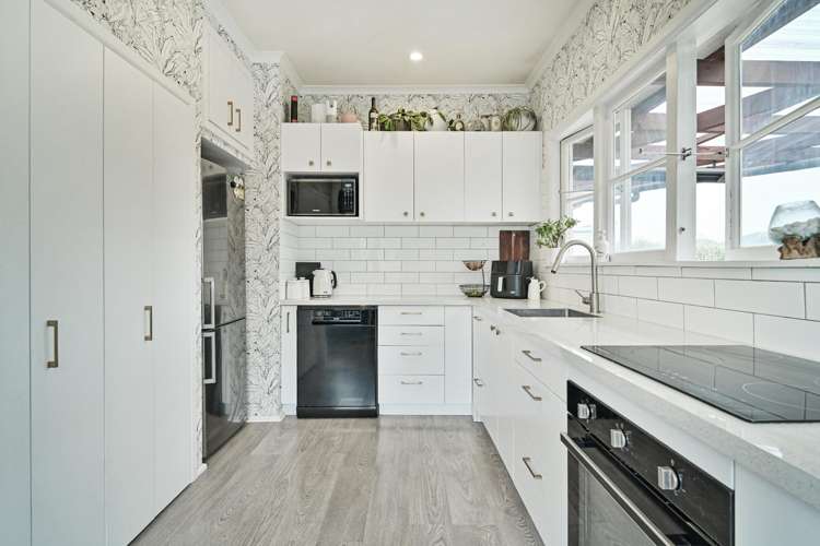815 Puriri Street Raureka_5