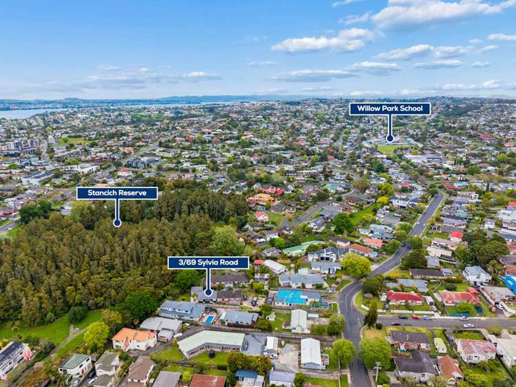 3/69 Sylvia Road Hillcrest_24