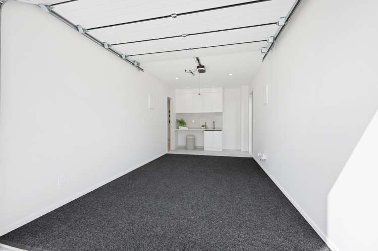 12B Butley Drive Farm Cove_50