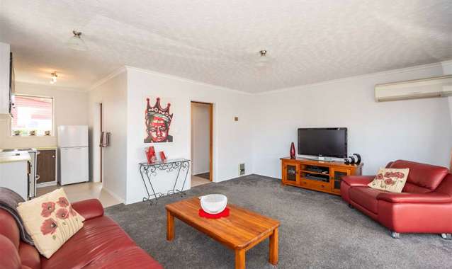 2/76 Ruskin Street Addington_2