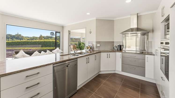 35 Ebbtide Way Maungatapu_6