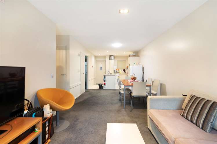 8/13 Plantation Road Wanaka_3