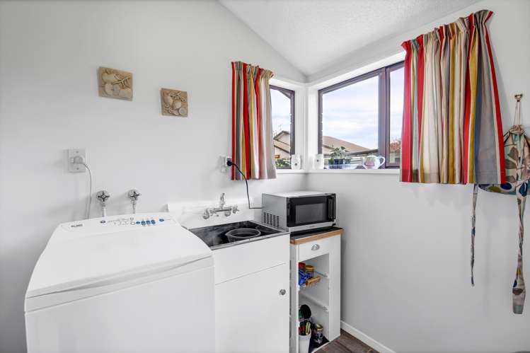 1/14 Gatonby Place Avonhead_14