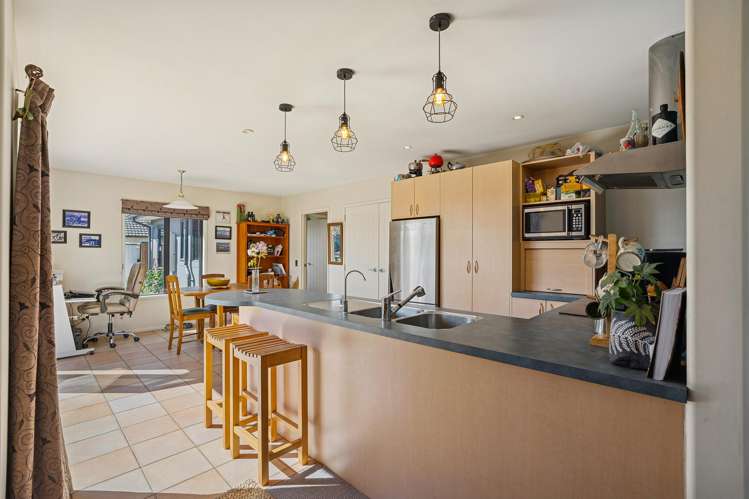 13 Matthews Crescent Cromwell_10