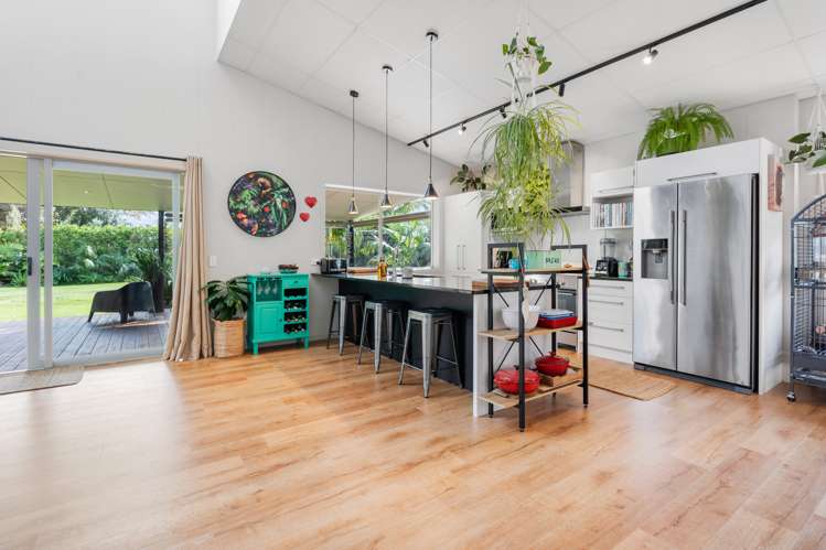 69 Pyle Road East Ruakaka_15