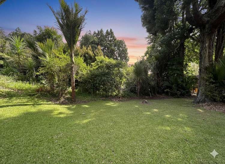 182 Woodlands Park Road Titirangi_26