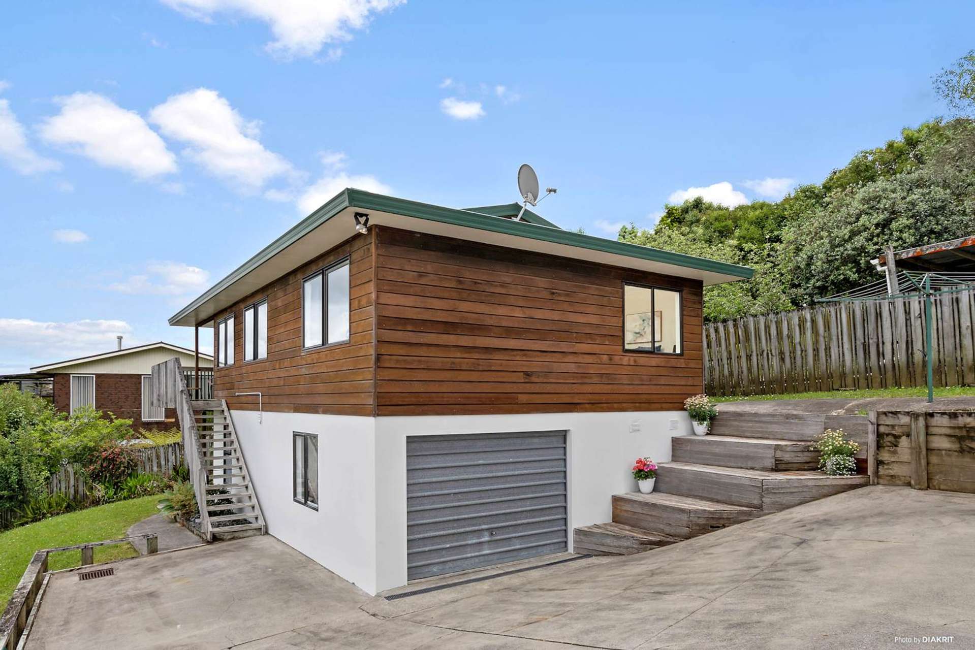 2/85 Target Road Totara Vale_0