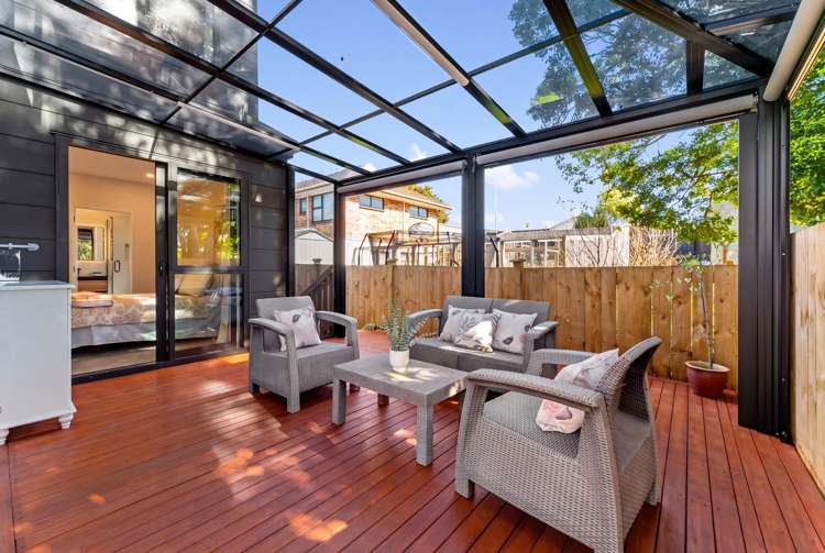 2C Meadway Sunnyhills_10