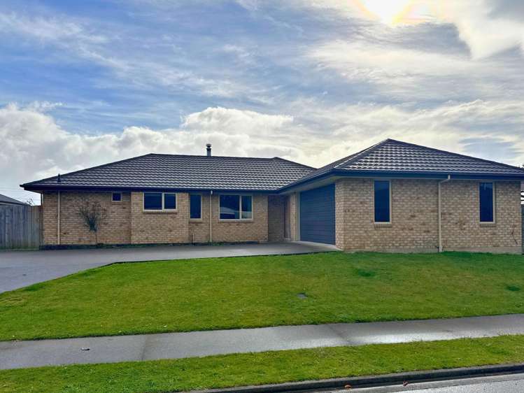 7 McAllister Place Renwick_13