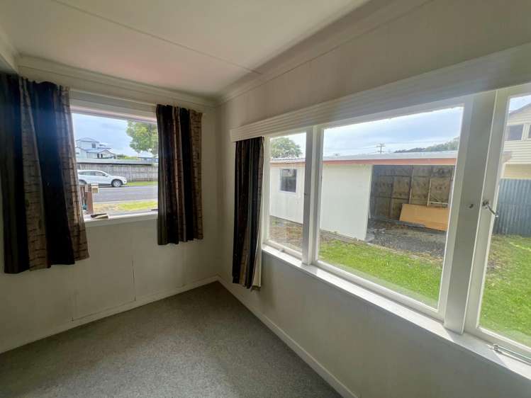 2 School Road Whitianga_11