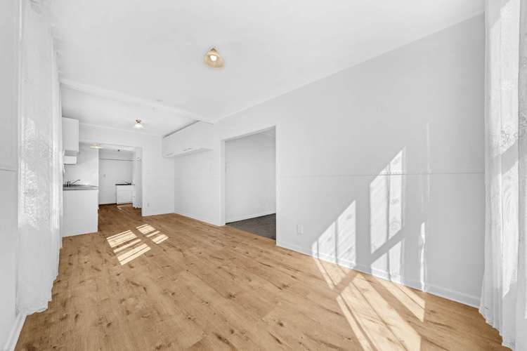 32 Barbary Avenue Kelston_11